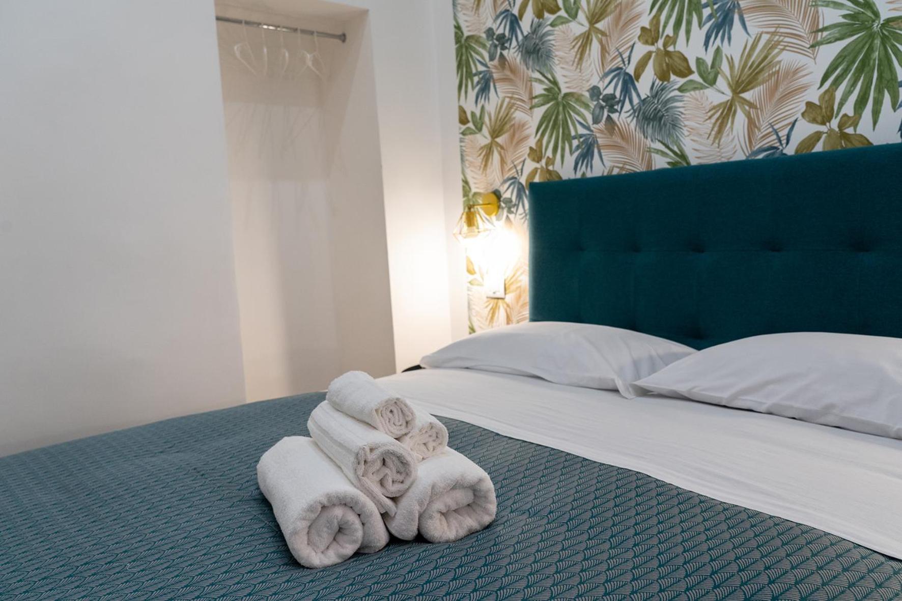 A Casa Di Edel Bed and Breakfast Napels Buitenkant foto