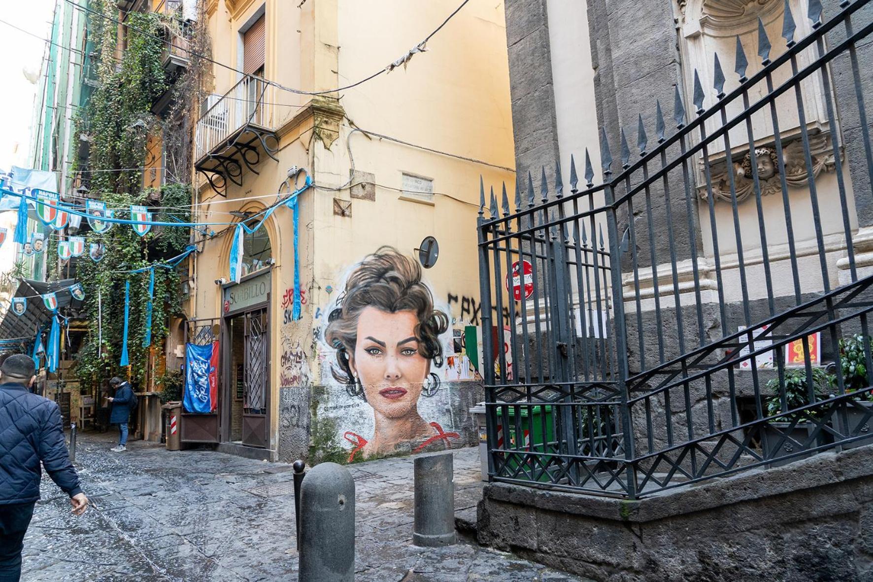 A Casa Di Edel Bed and Breakfast Napels Buitenkant foto