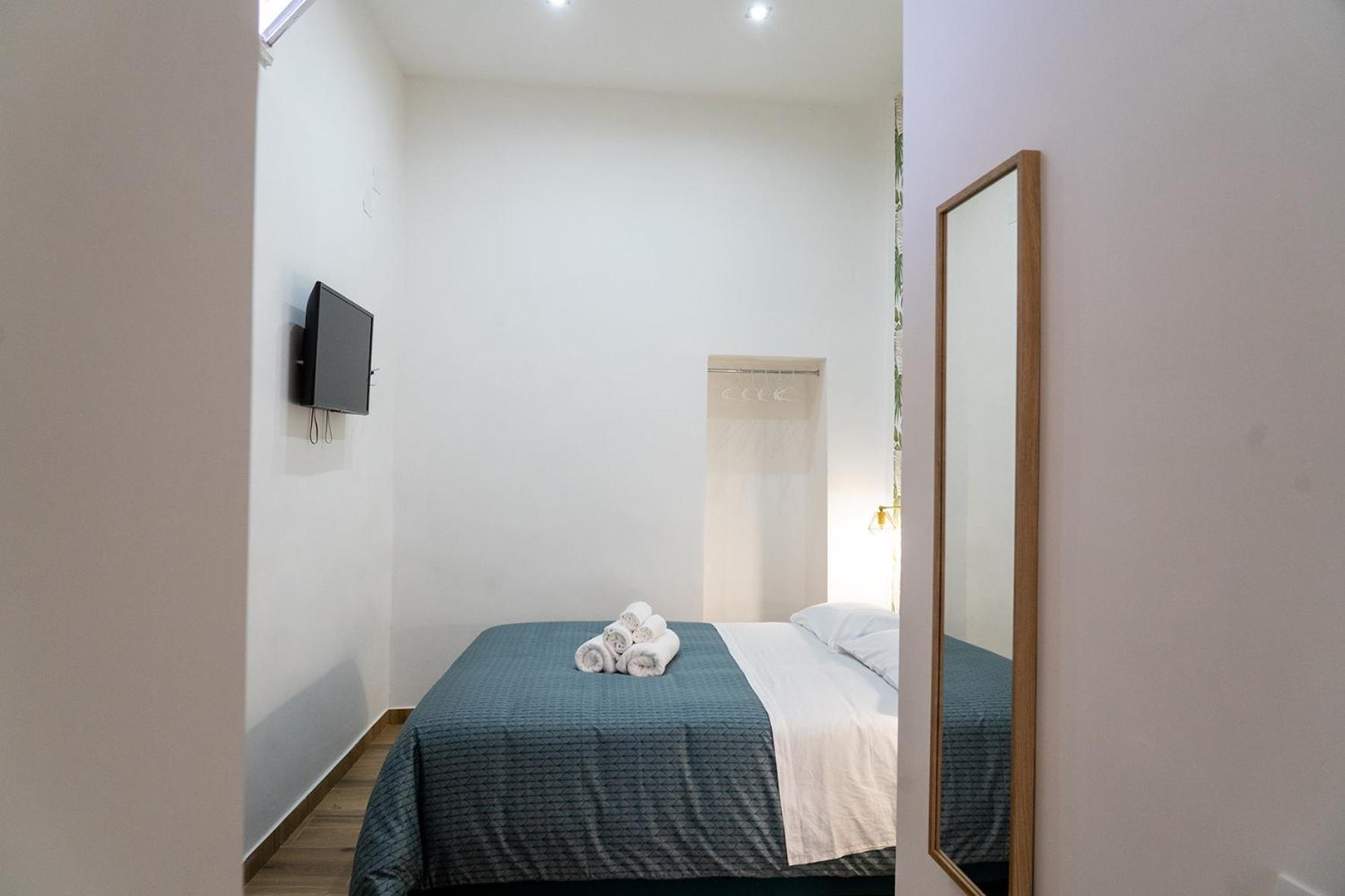 A Casa Di Edel Bed and Breakfast Napels Buitenkant foto